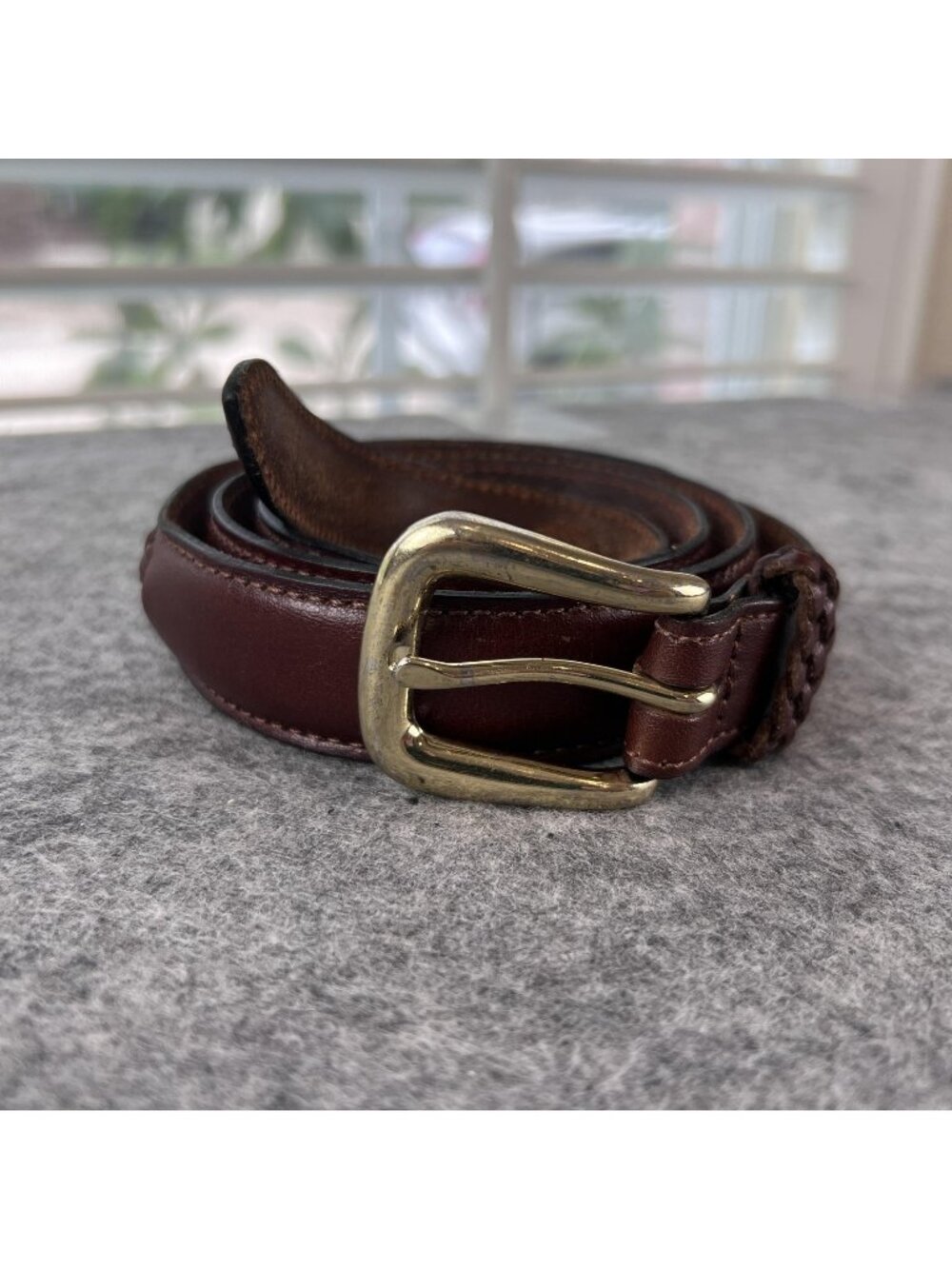 Vintage Mens 42 Belt Brown Leather Brass Buckle Braided Classic Sporty 90s